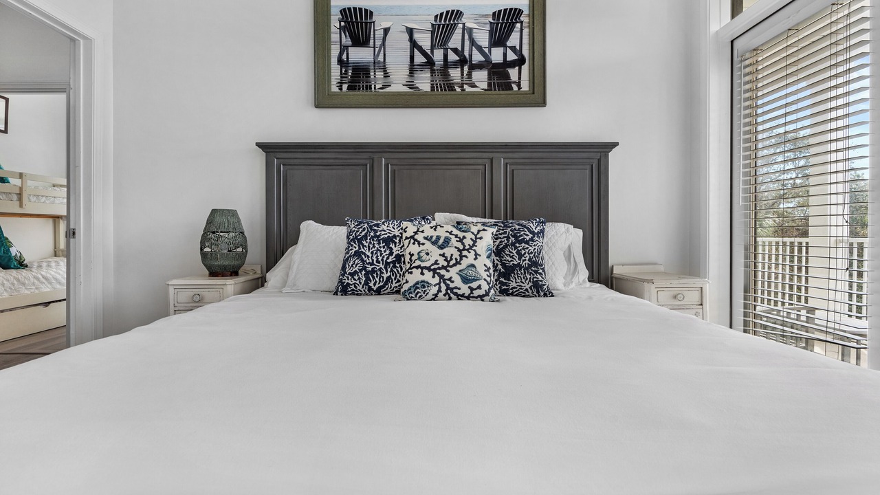 Photo of Bedroom in White's Gulfview