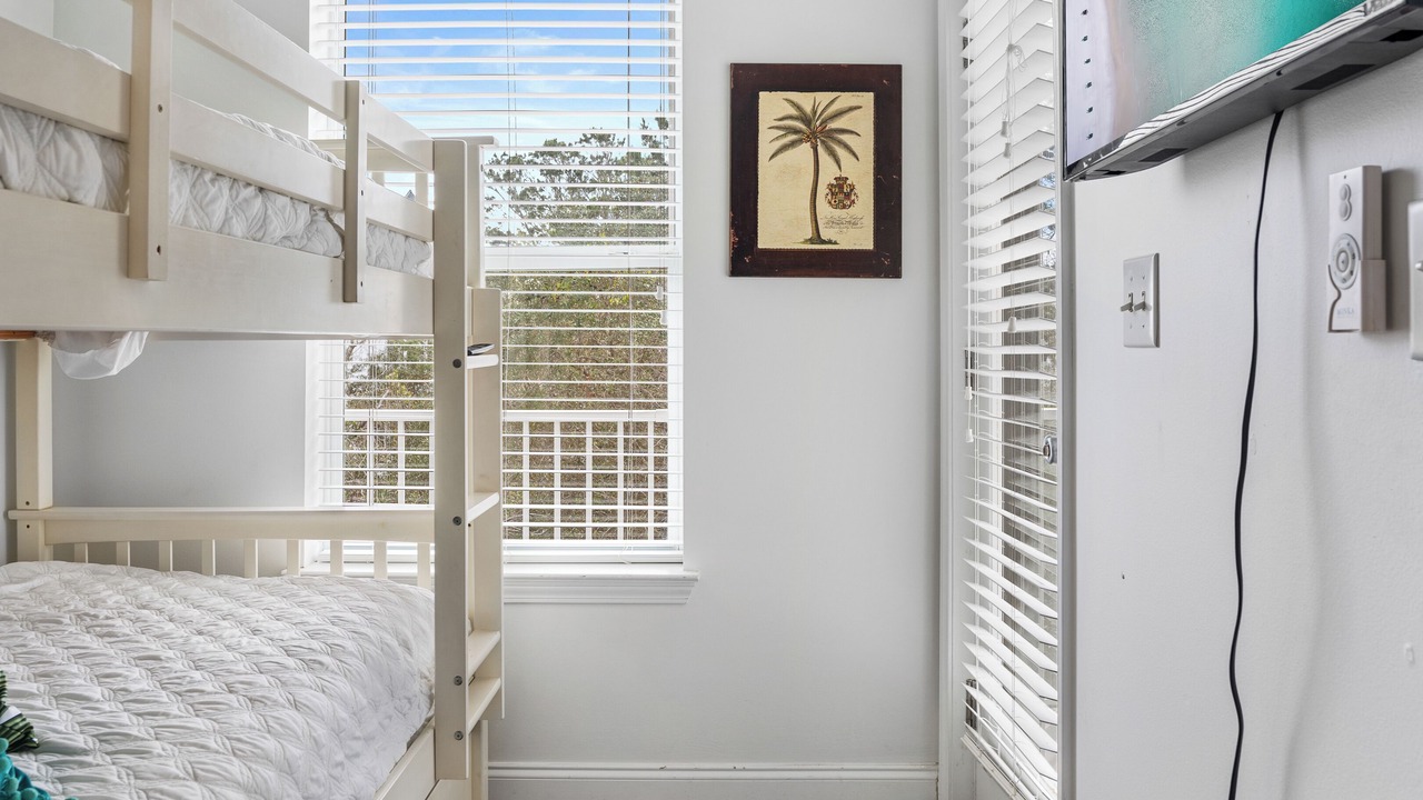 Photo of Bedroom in White's Gulfview