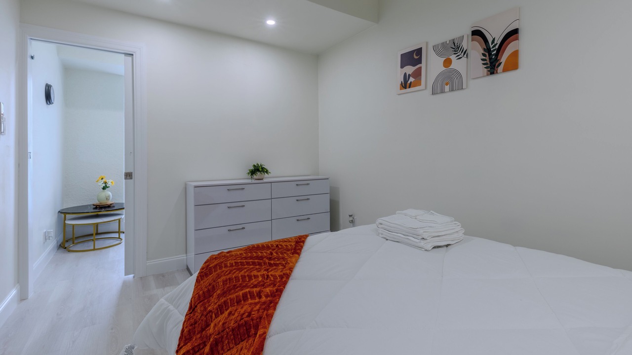 Photo of Bedroom in Sunshine