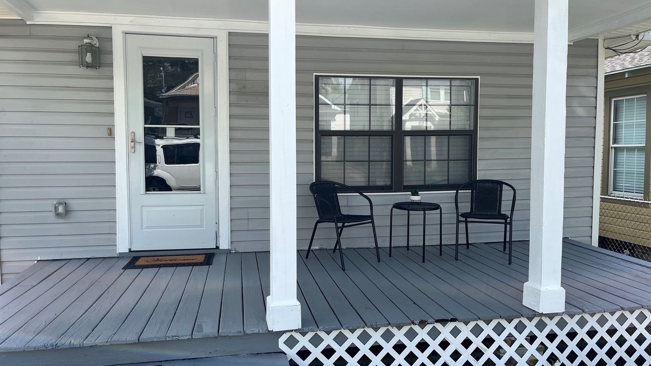 Photo of Outdoor in Old East Hill