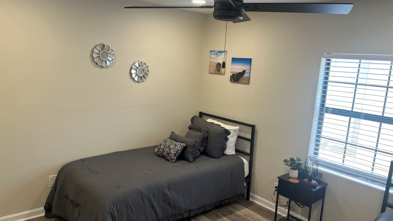 Photo of Bedroom in Old East Hill