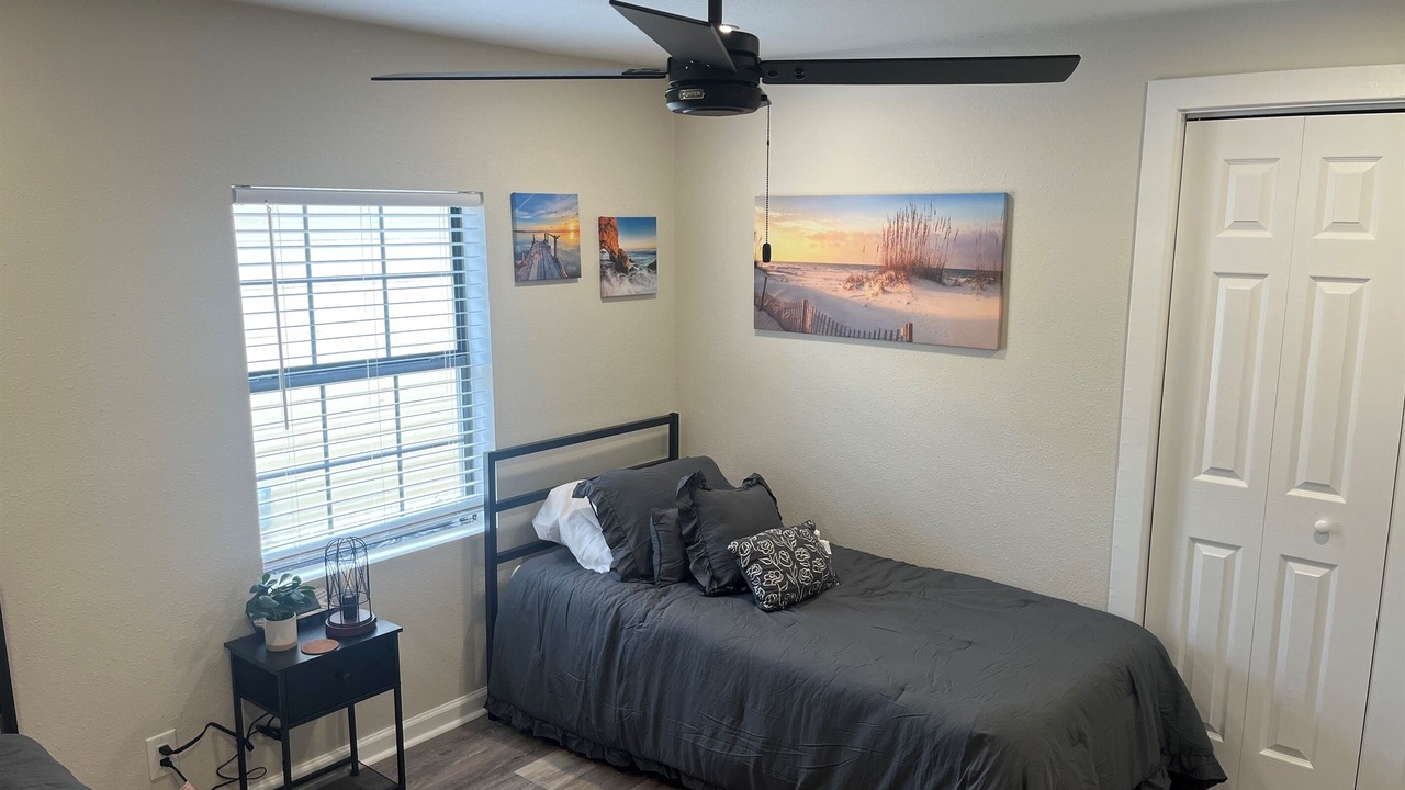 Photo of Bedroom in Old East Hill