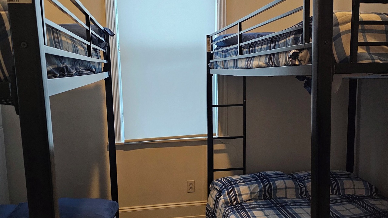 Photo of Bedroom in Esplanade Ridge