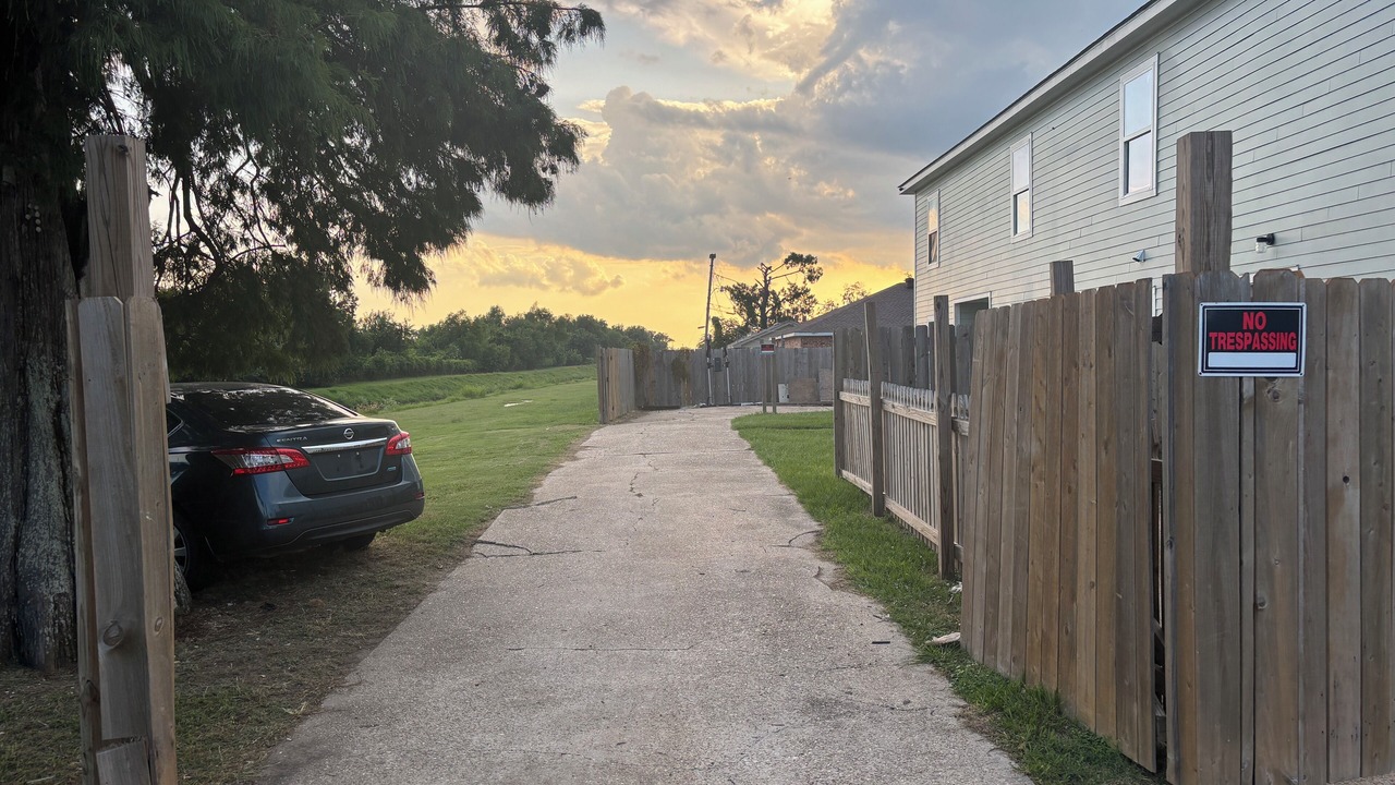 Photo of Outdoor in Kenner - Louis Armstrong International Airport