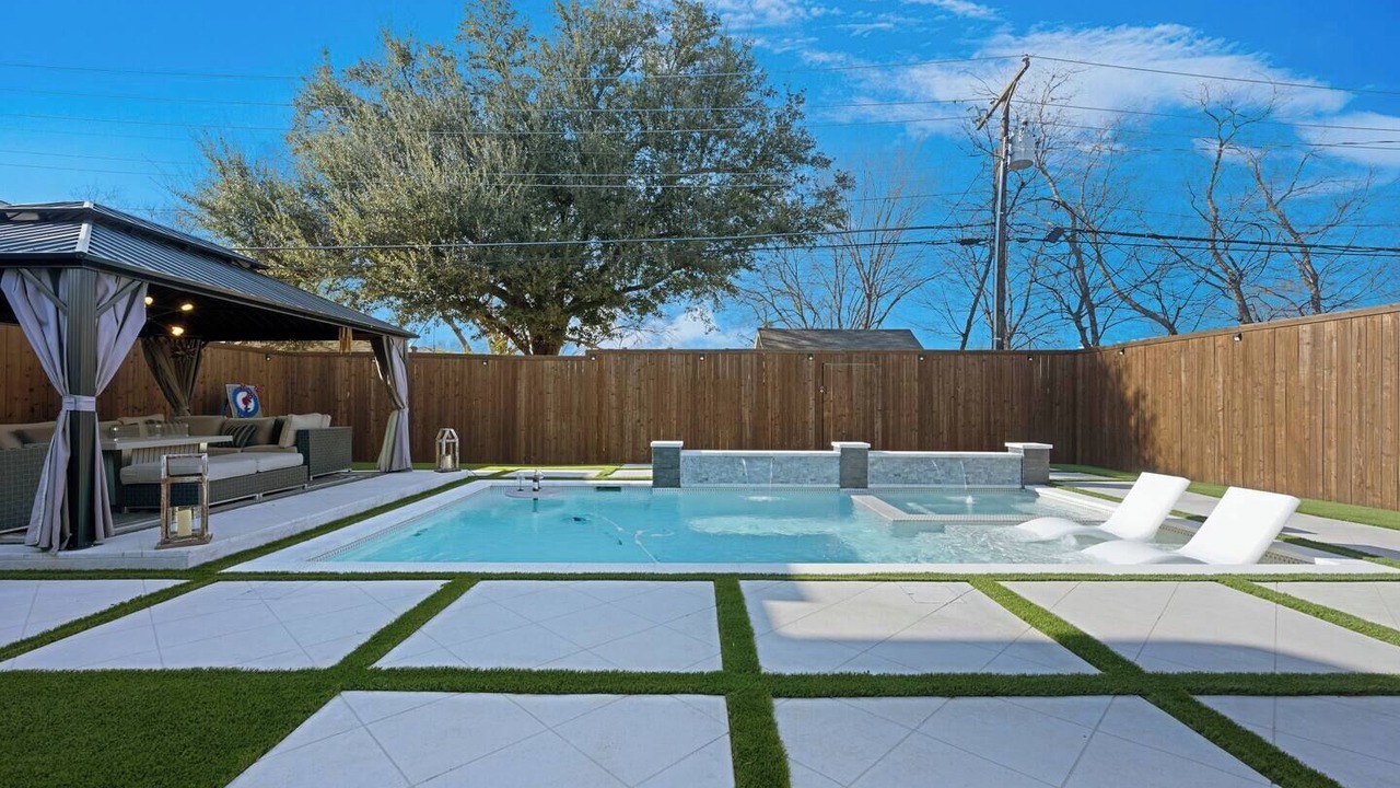 Photo of Outdoor in Dallas