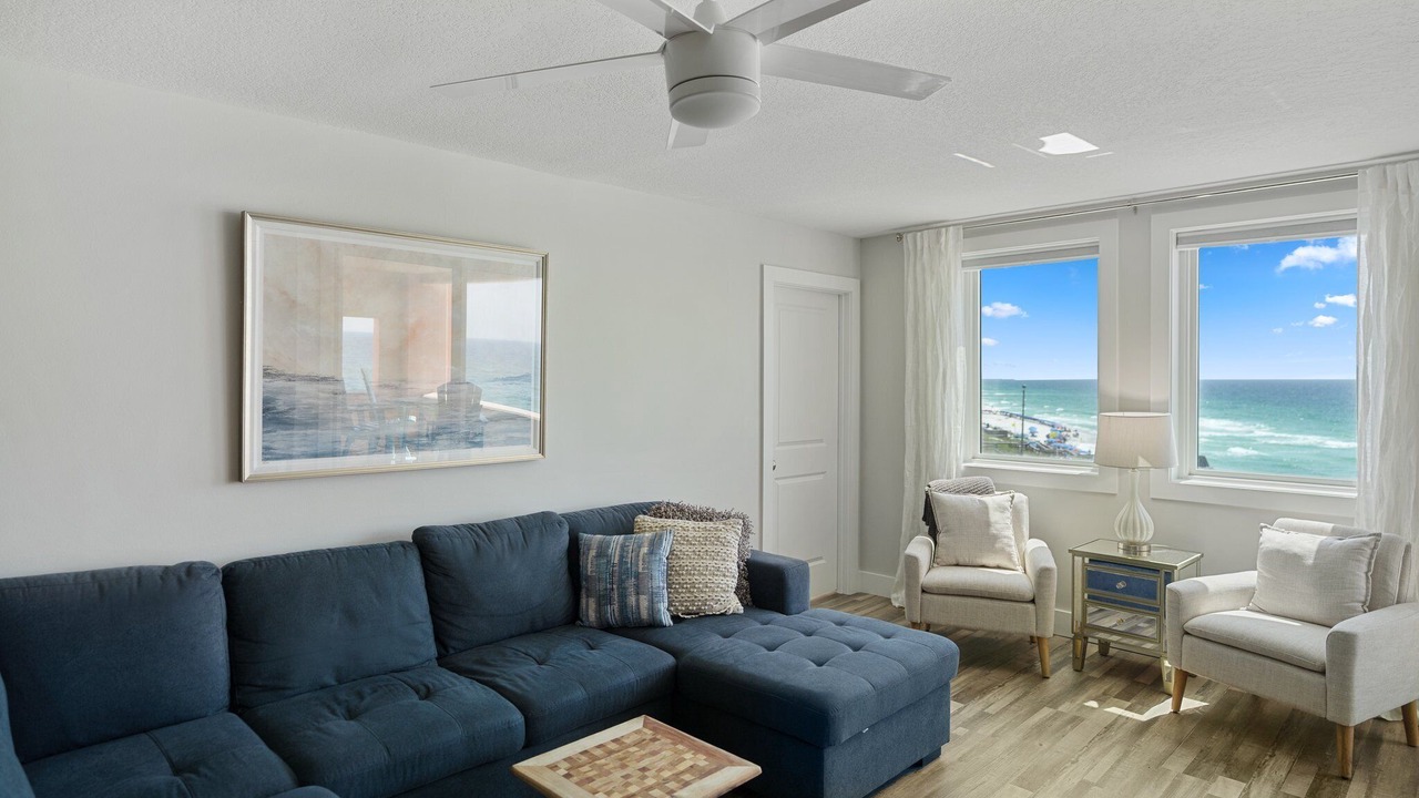 Photo of Livingroom in North West Florida