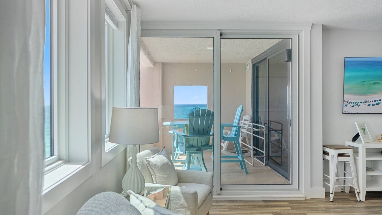 Photo of Livingroom in North West Florida