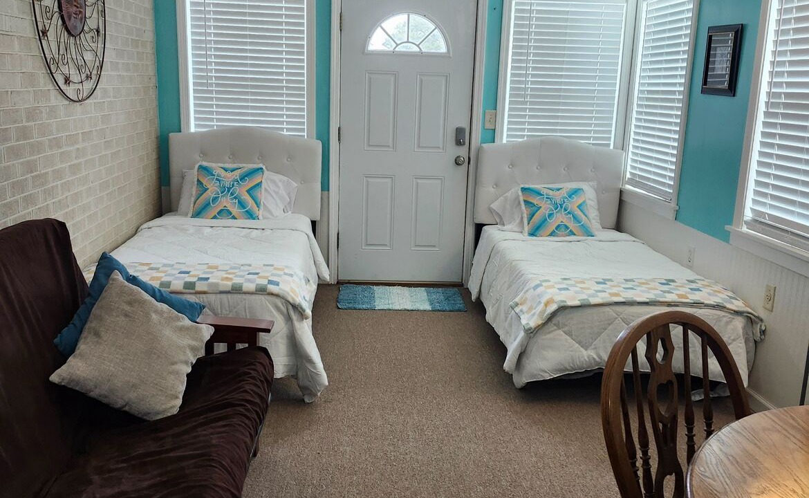 Photo of Bedroom in Long Beach
