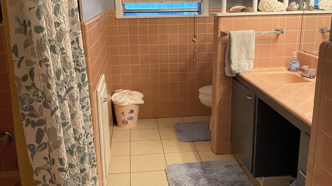 Photo of Bathroom in Nash
