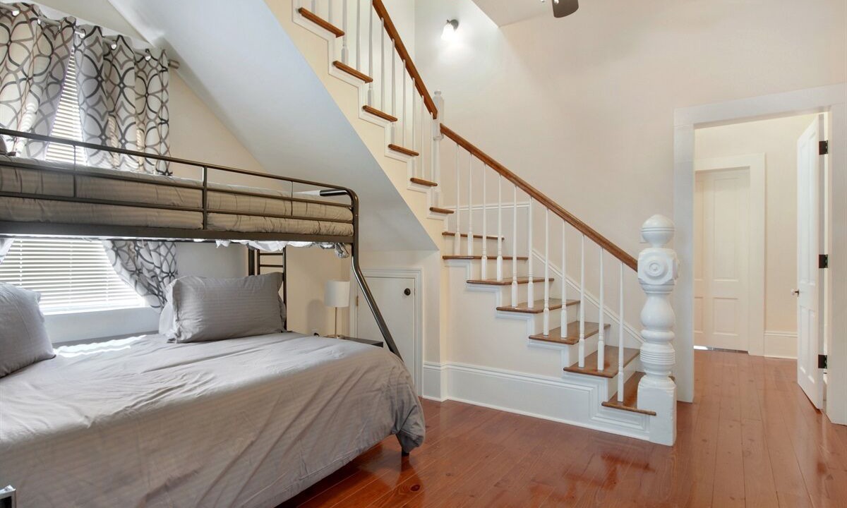 Photo of Bedroom in Uptown Historic District