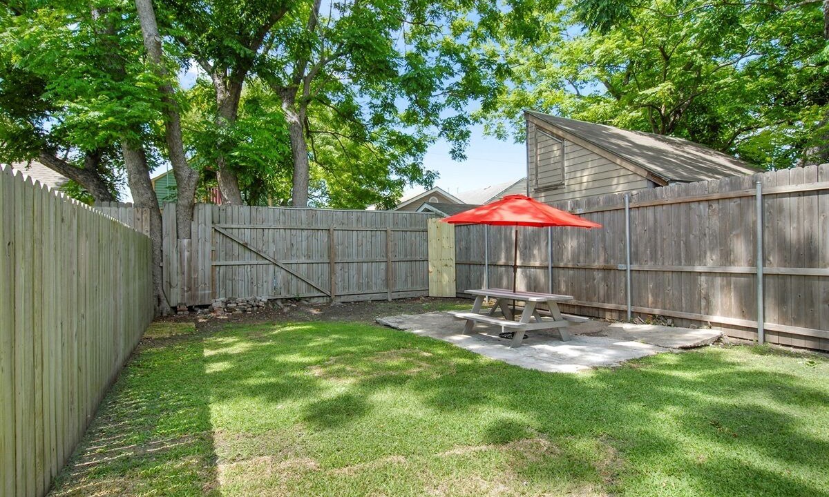 Photo of Outdoor in Uptown Historic District