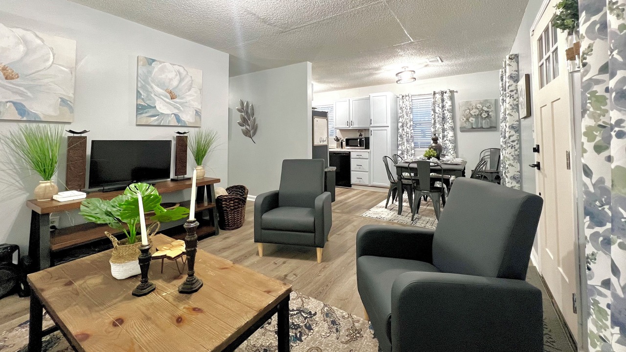 Photo of Livingroom in Alexandria