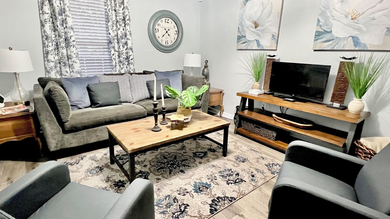 Photo of Livingroom in Alexandria