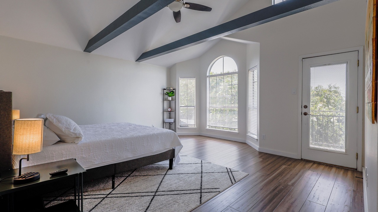 Photo of Bedroom in Eureka