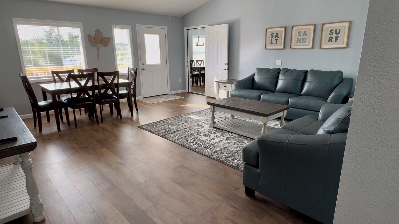 Photo of Livingroom in Parker