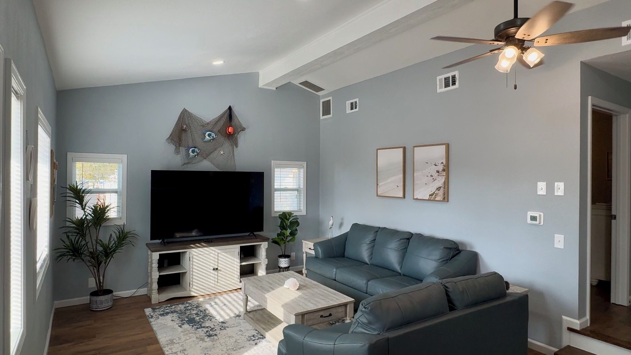 Photo of Livingroom in Parker