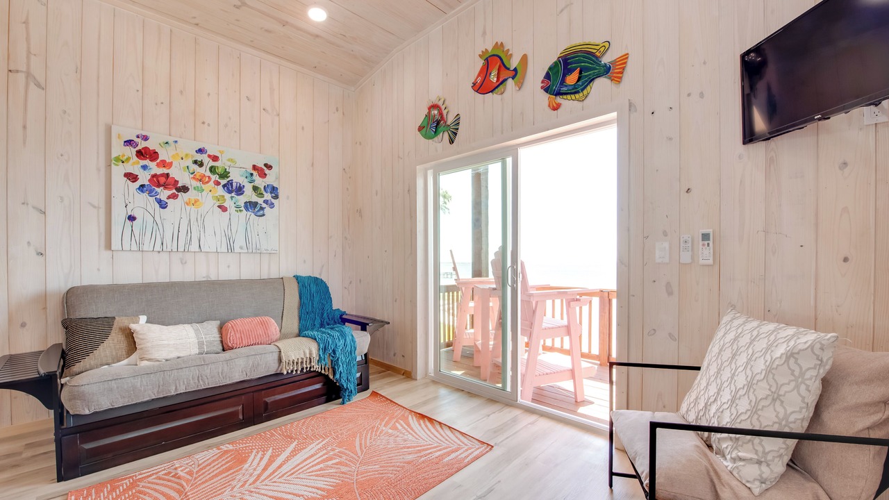 Photo of Livingroom in Carrabelle