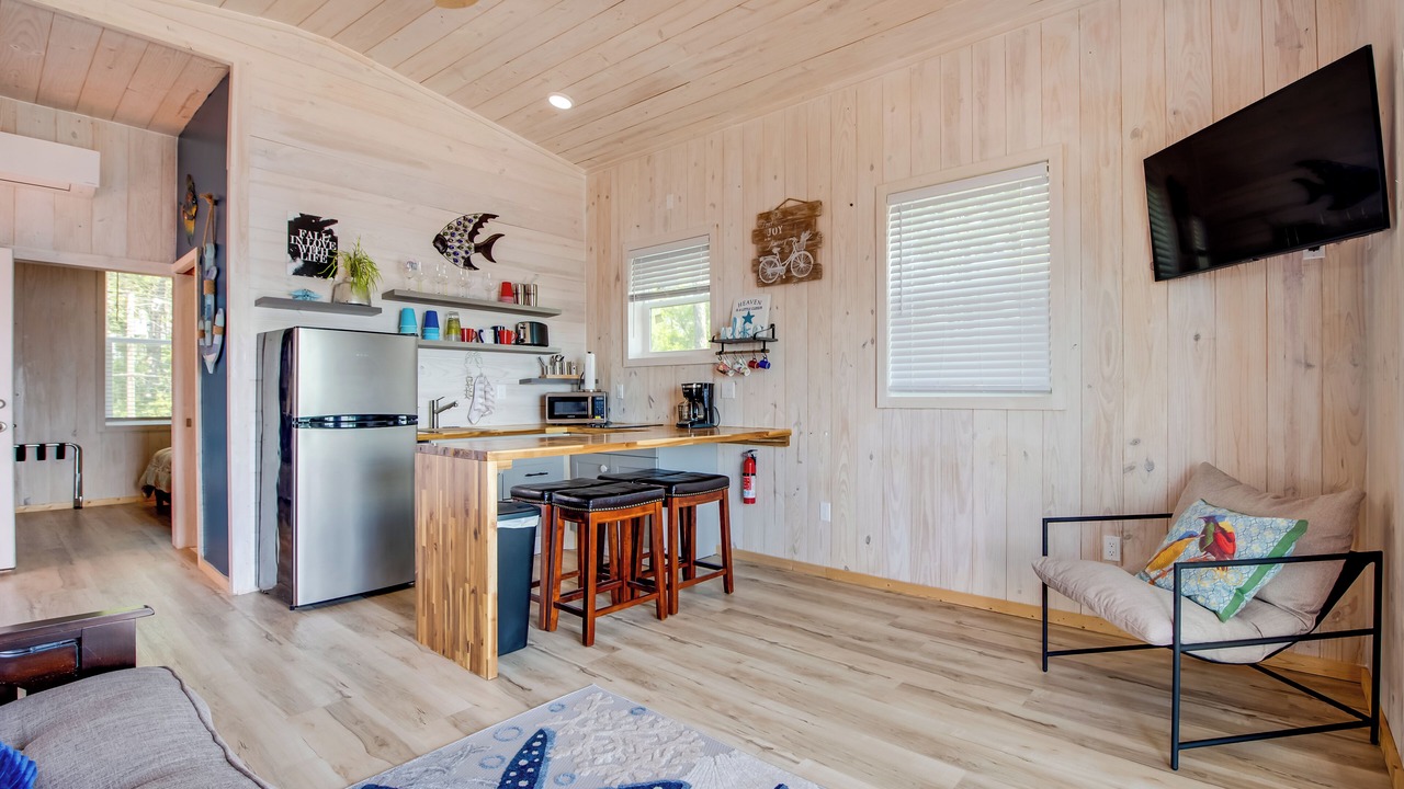 Photo of Livingroom in Carrabelle