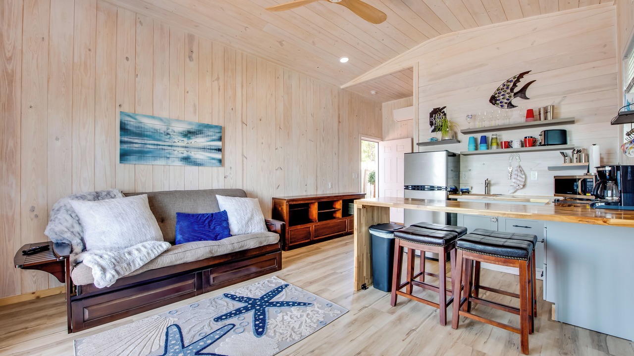 Photo of Livingroom in Carrabelle