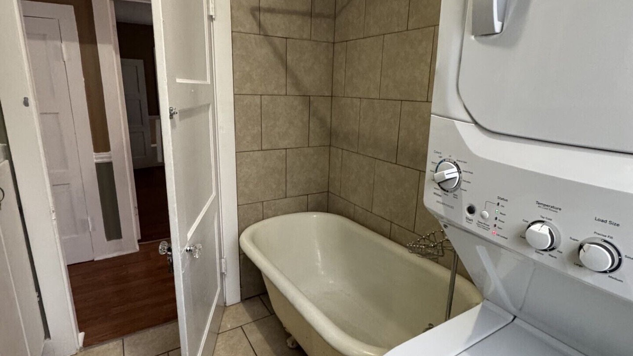 Photo of Bathroom in Sulphur