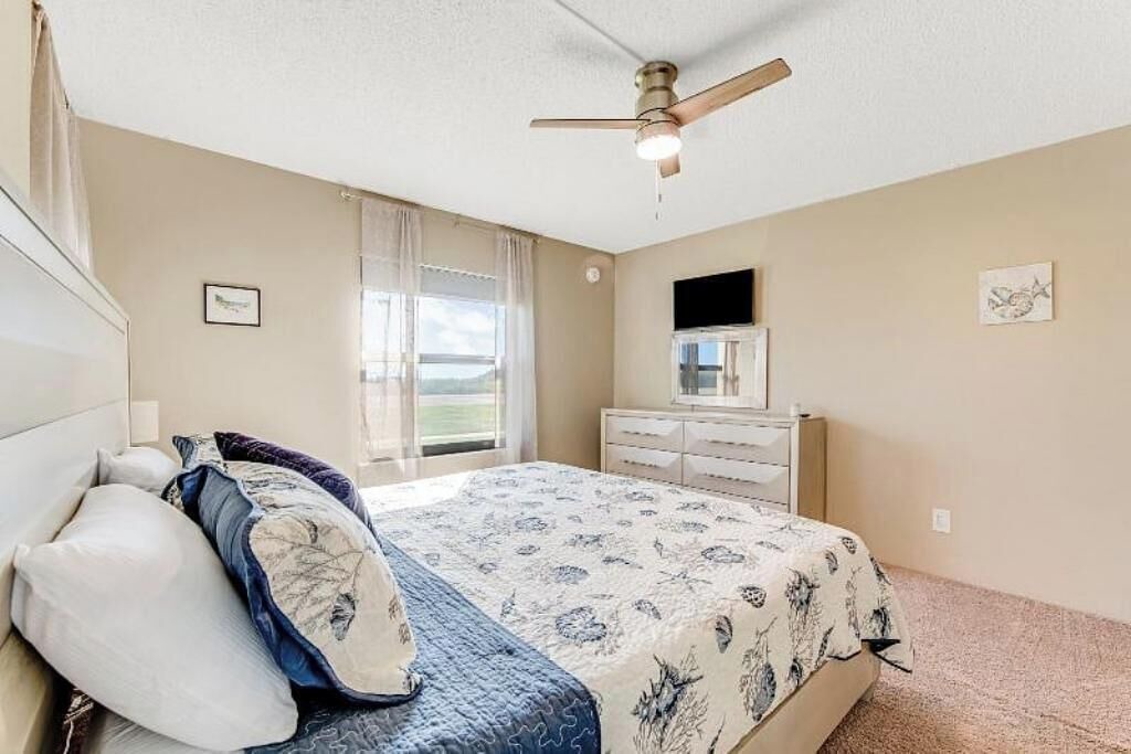 Photo of Bedroom in Avalon by the Sea