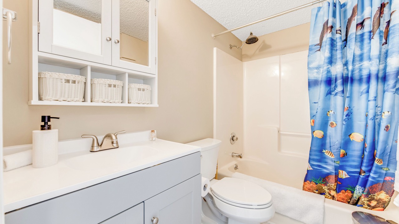 Photo of Bathroom in Avalon by the Sea