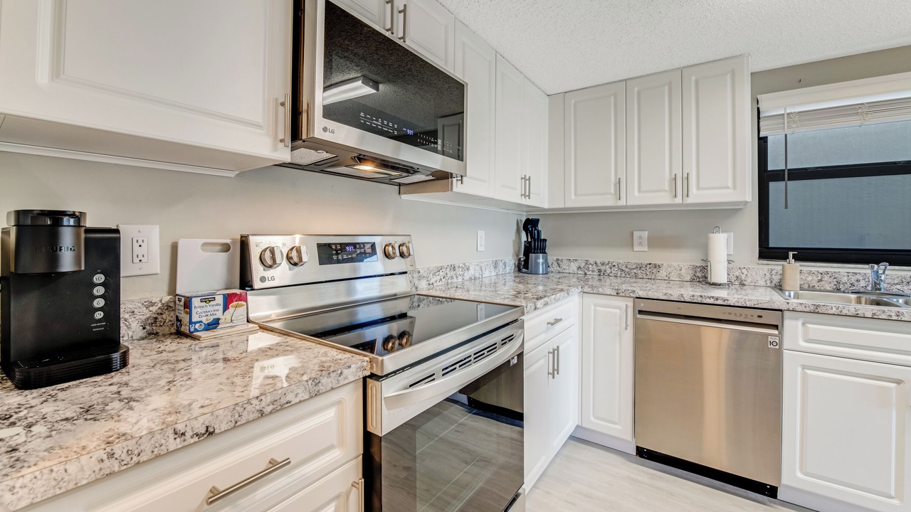 Photo of Kitchen in Avalon by the Sea