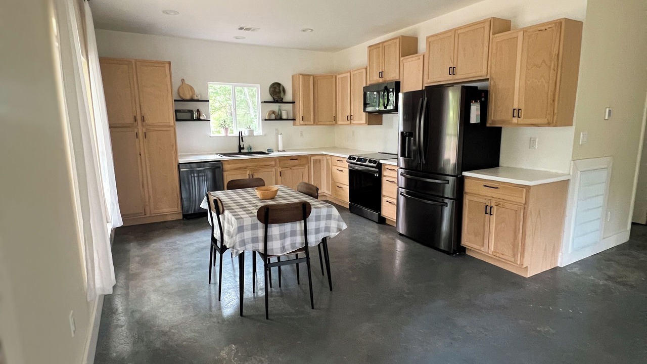 Photo of Kitchen in Etta