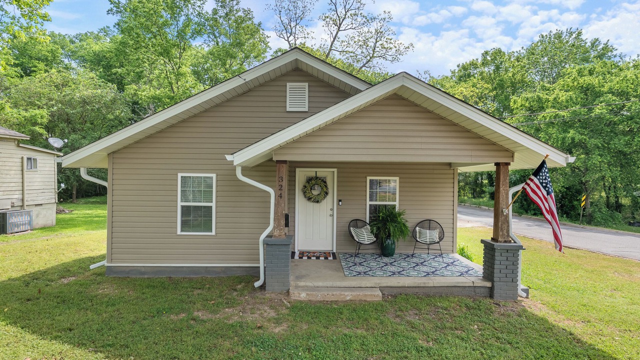 Photo of Outdoor in Benton