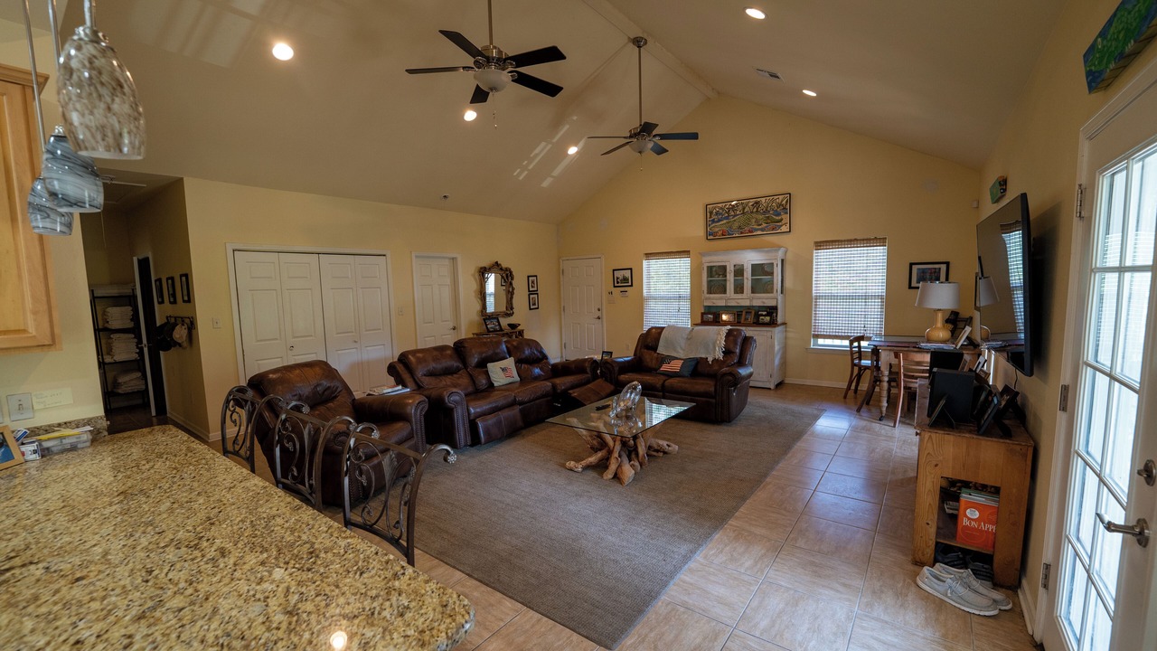 Photo of Livingroom in Pointe A La Hache