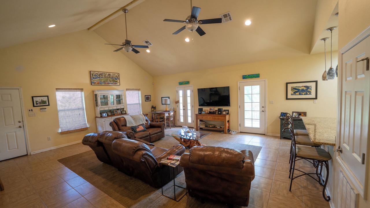 Photo of Livingroom in Pointe A La Hache