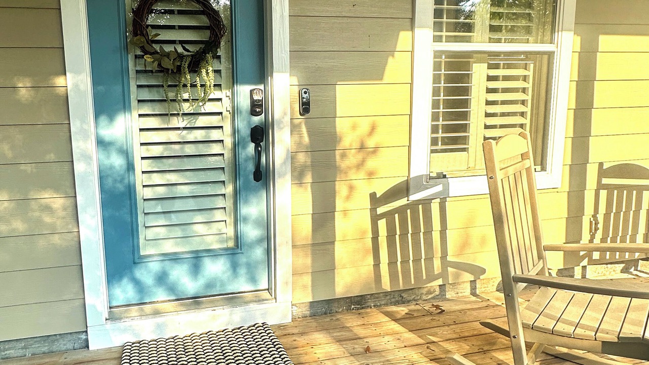 Photo of Outdoor in White's Gulfview