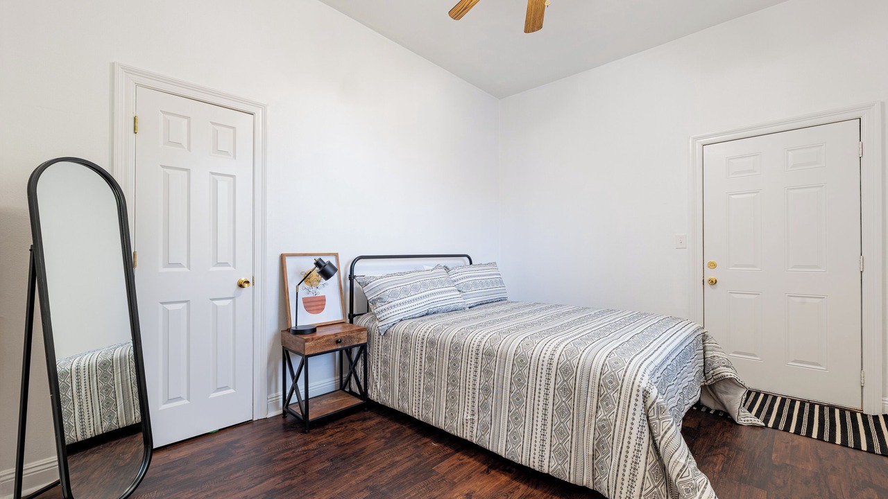 Photo of Bedroom in Mid-City