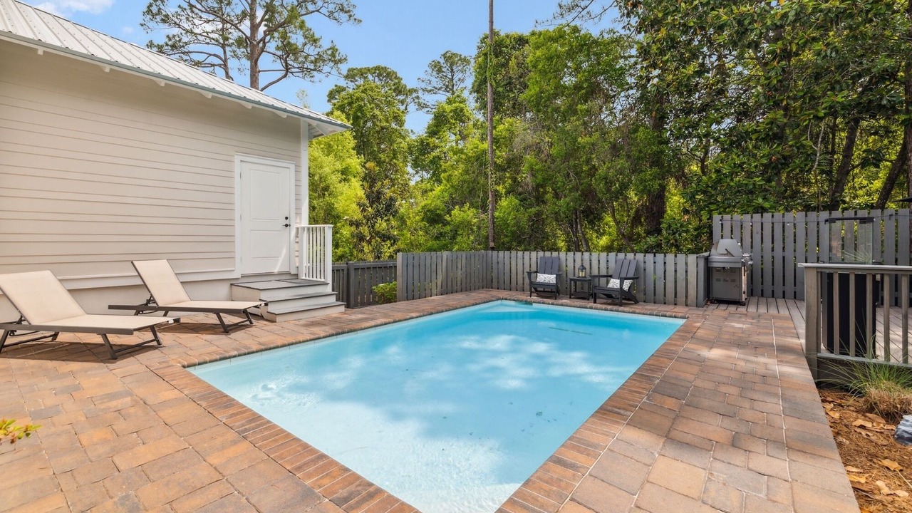 Photo of Outdoor in Gulfview Heights