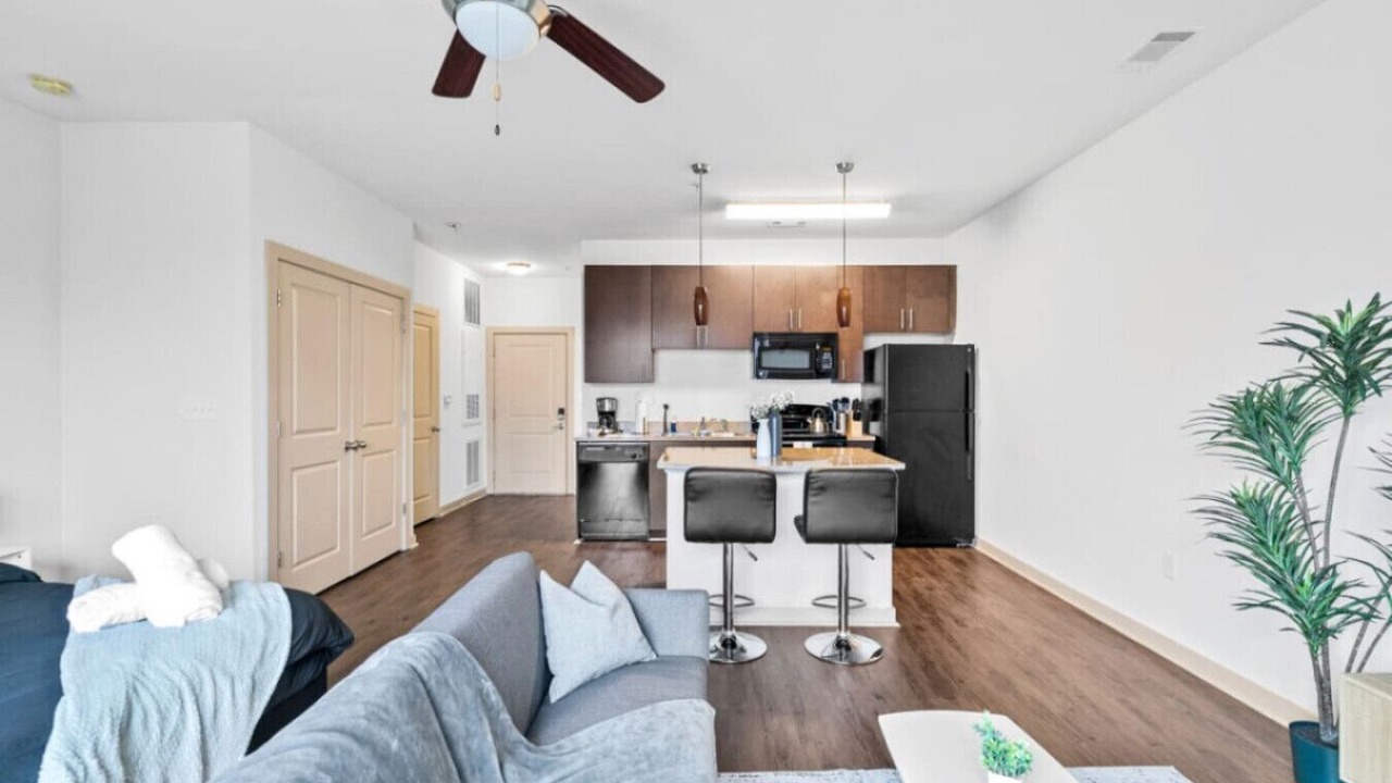 Photo of Livingroom in Five Points South