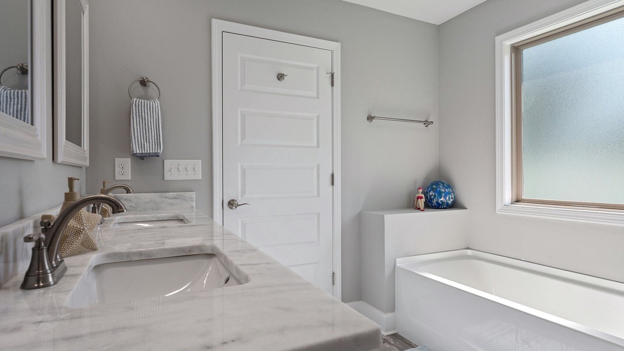 Photo of Bathroom in Ono Island