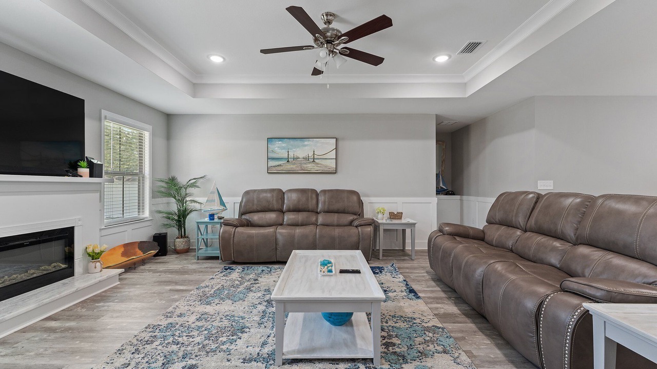 Photo of Livingroom in Ono Island