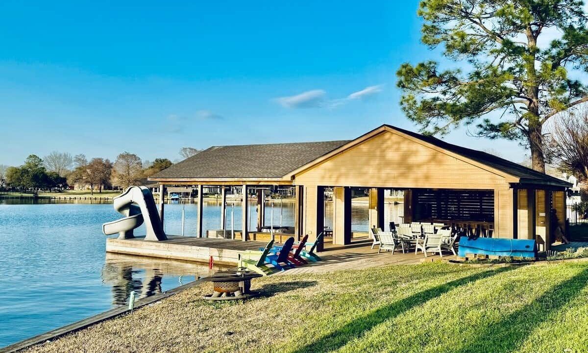 Photo of Outdoor in April Sound