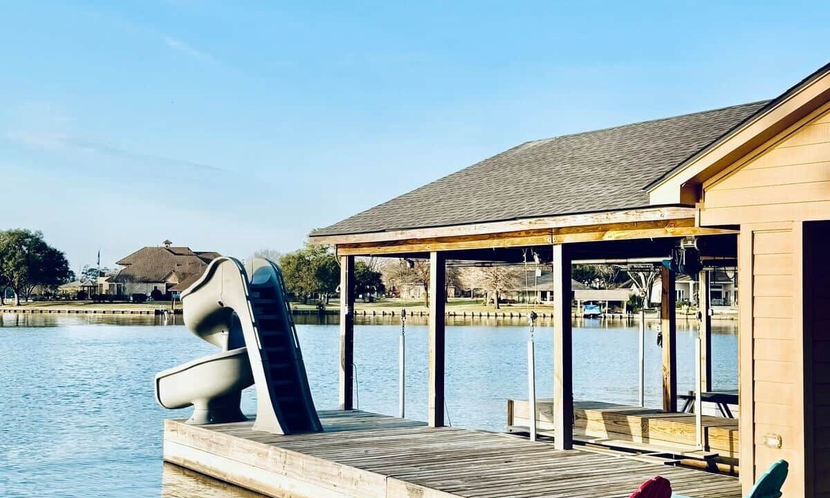 Photo of Outdoor in April Sound