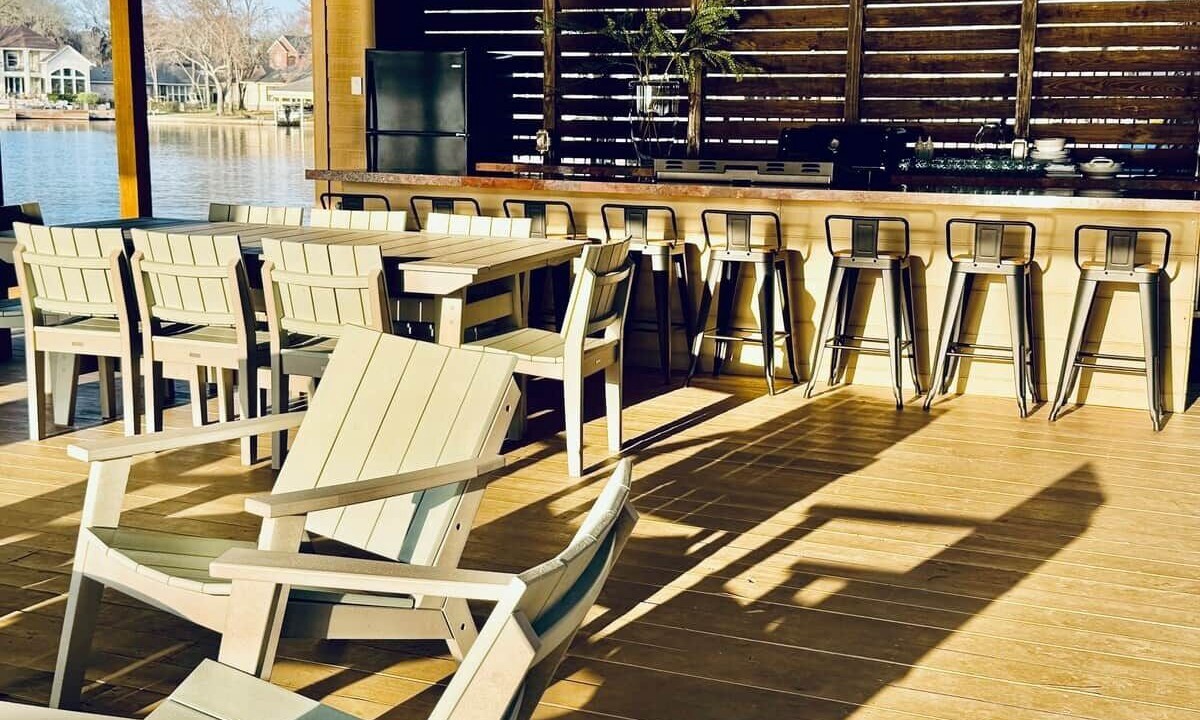 Photo of Outdoor in April Sound