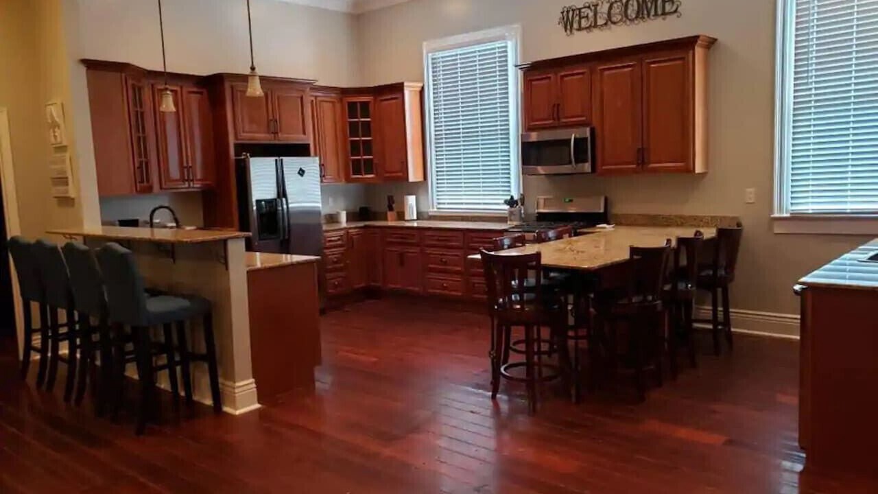 Photo of Kitchen in Algiers Point