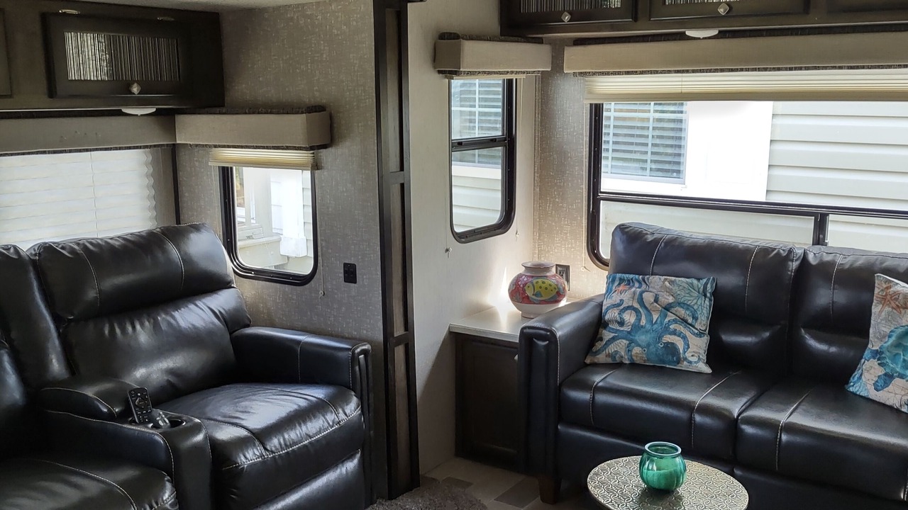 Photo of Livingroom in Port St. Joe