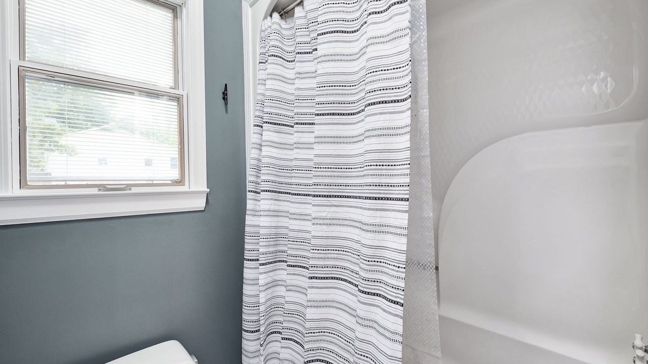 Photo of Bathroom in Crane Hill