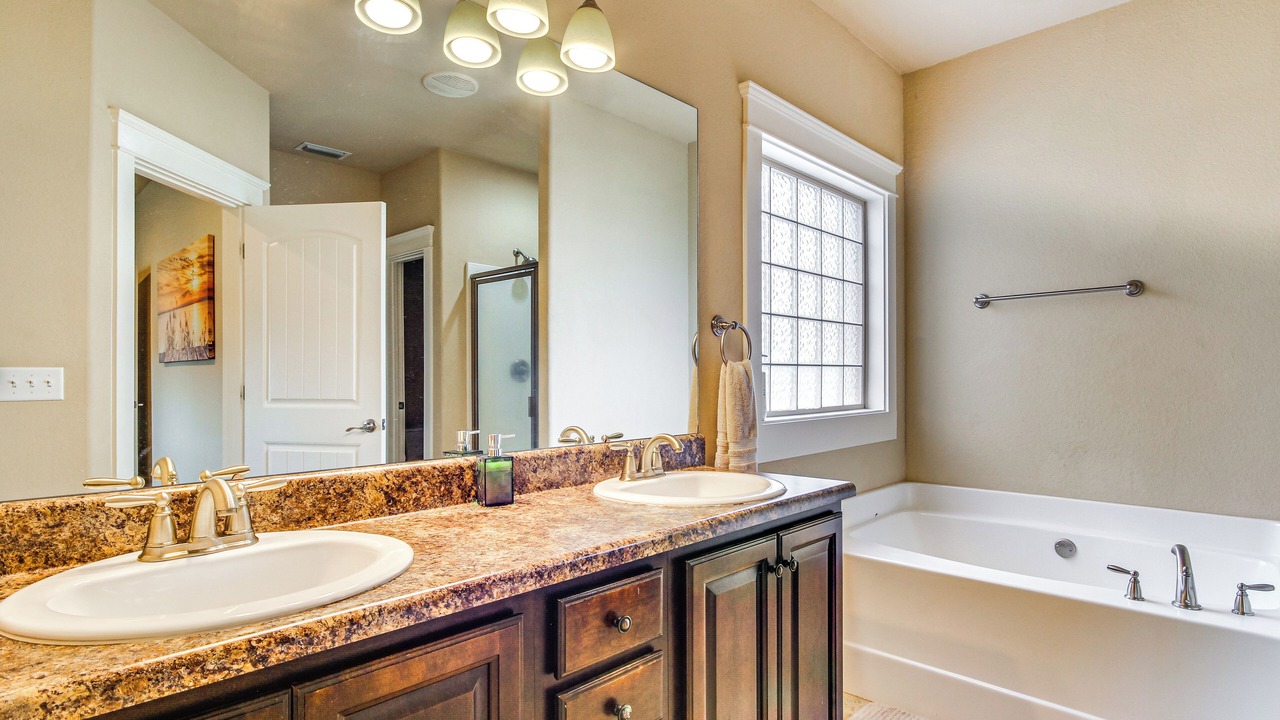 Photo of Bathroom in Gulfport