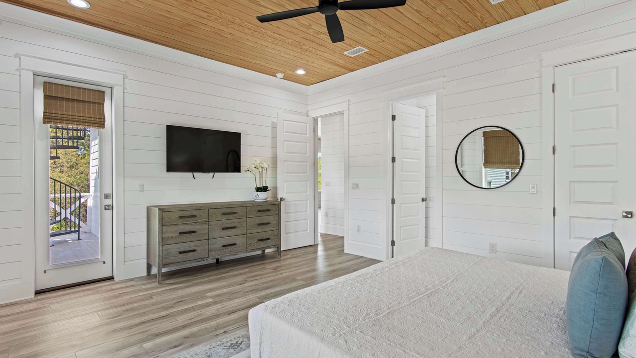 Photo of Bedroom in Dune Allen Beach