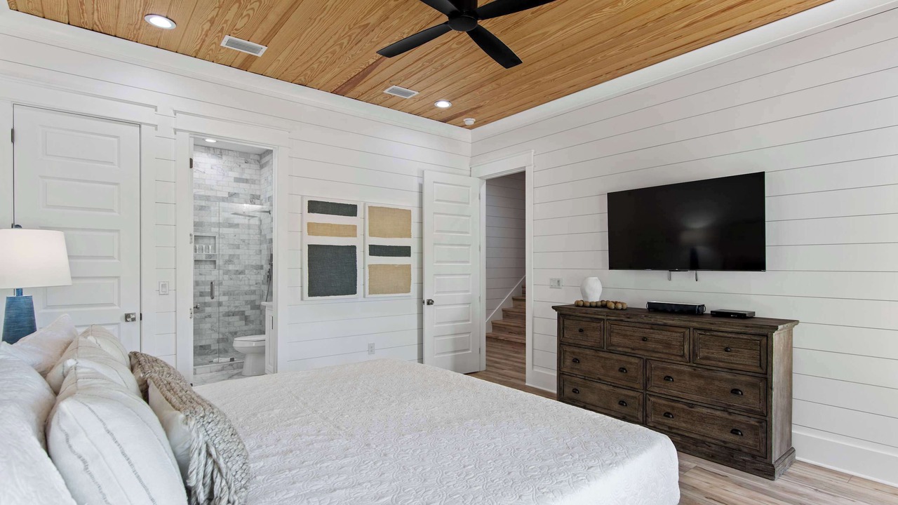 Photo of Bedroom in Dune Allen Beach