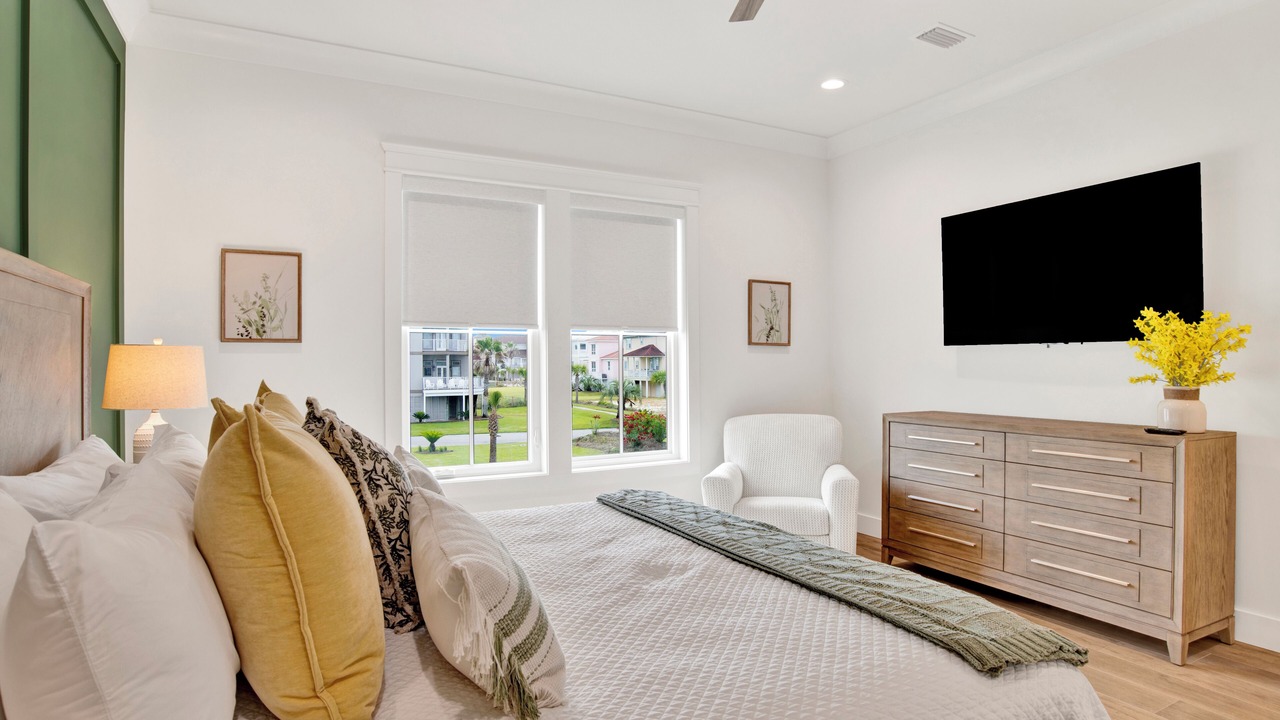 Photo of Bedroom in Gulf Shores
