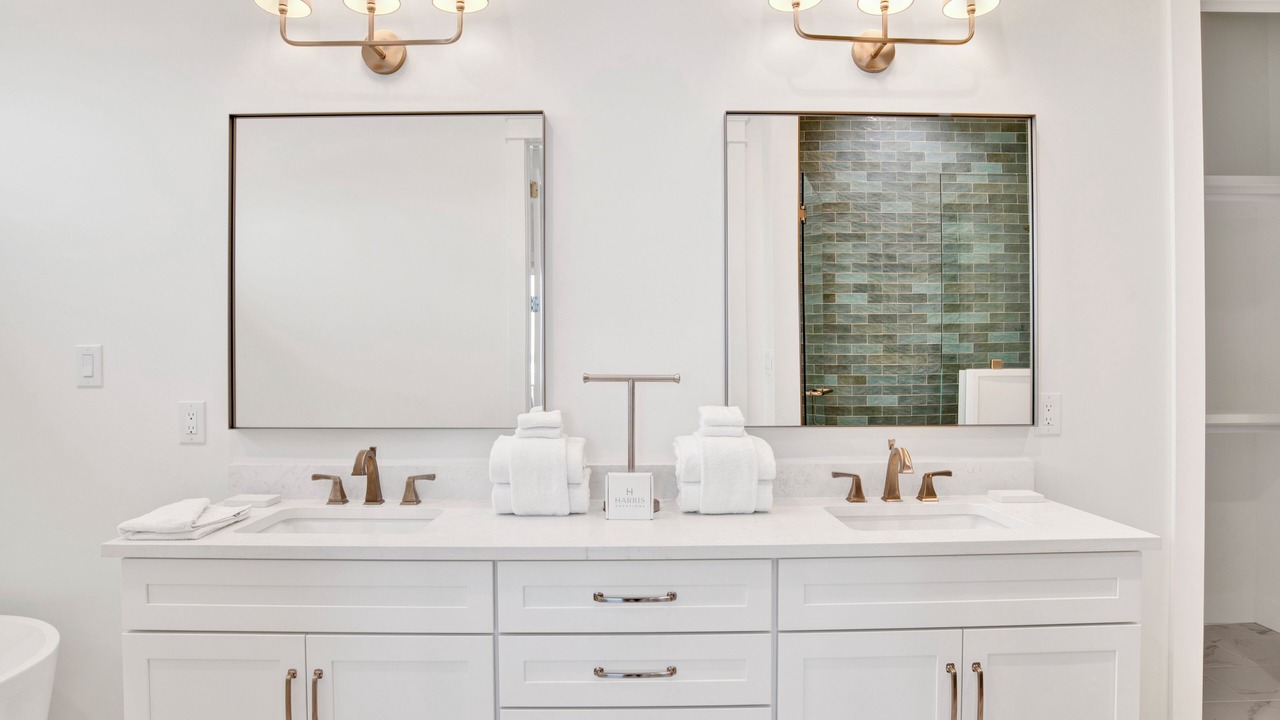 Photo of Bathroom in Gulf Shores