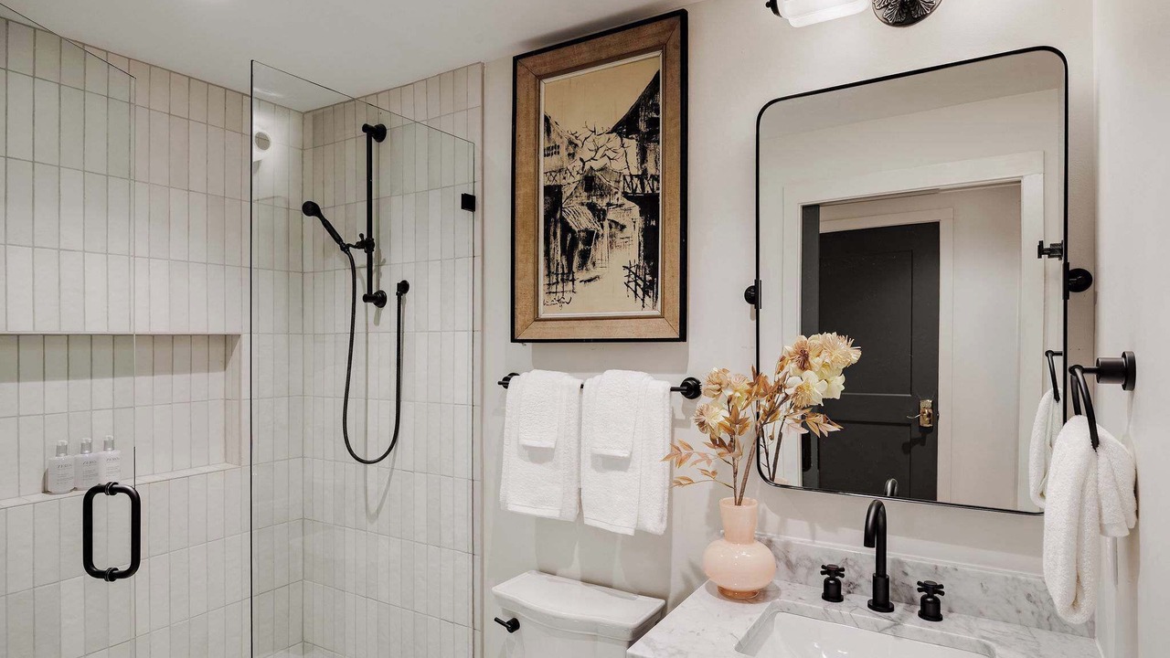 Photo of Bathroom in Touro