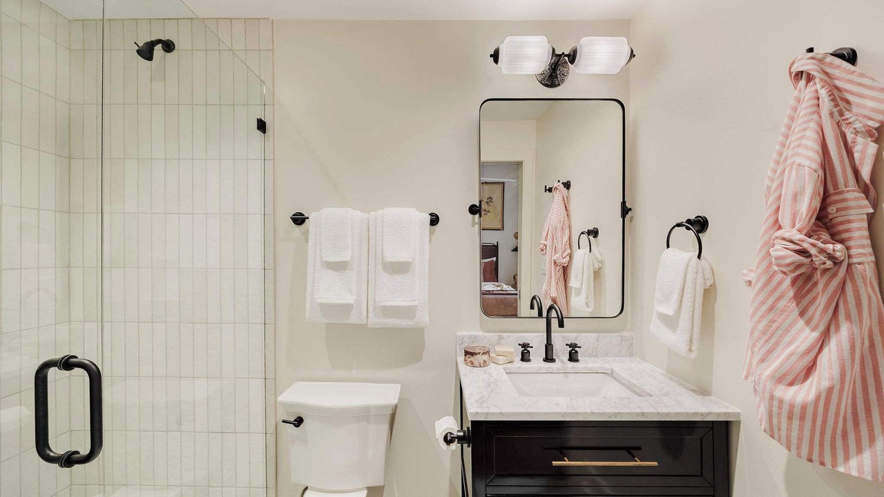 Photo of Bathroom in Touro